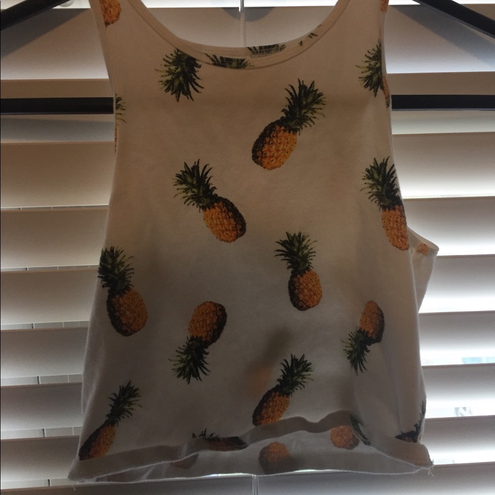 Cropped tank
